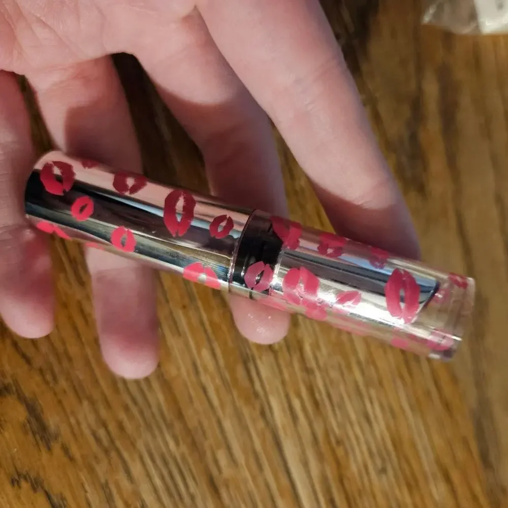 NEW! JLB Cosmetics Lipstick Red Carpet